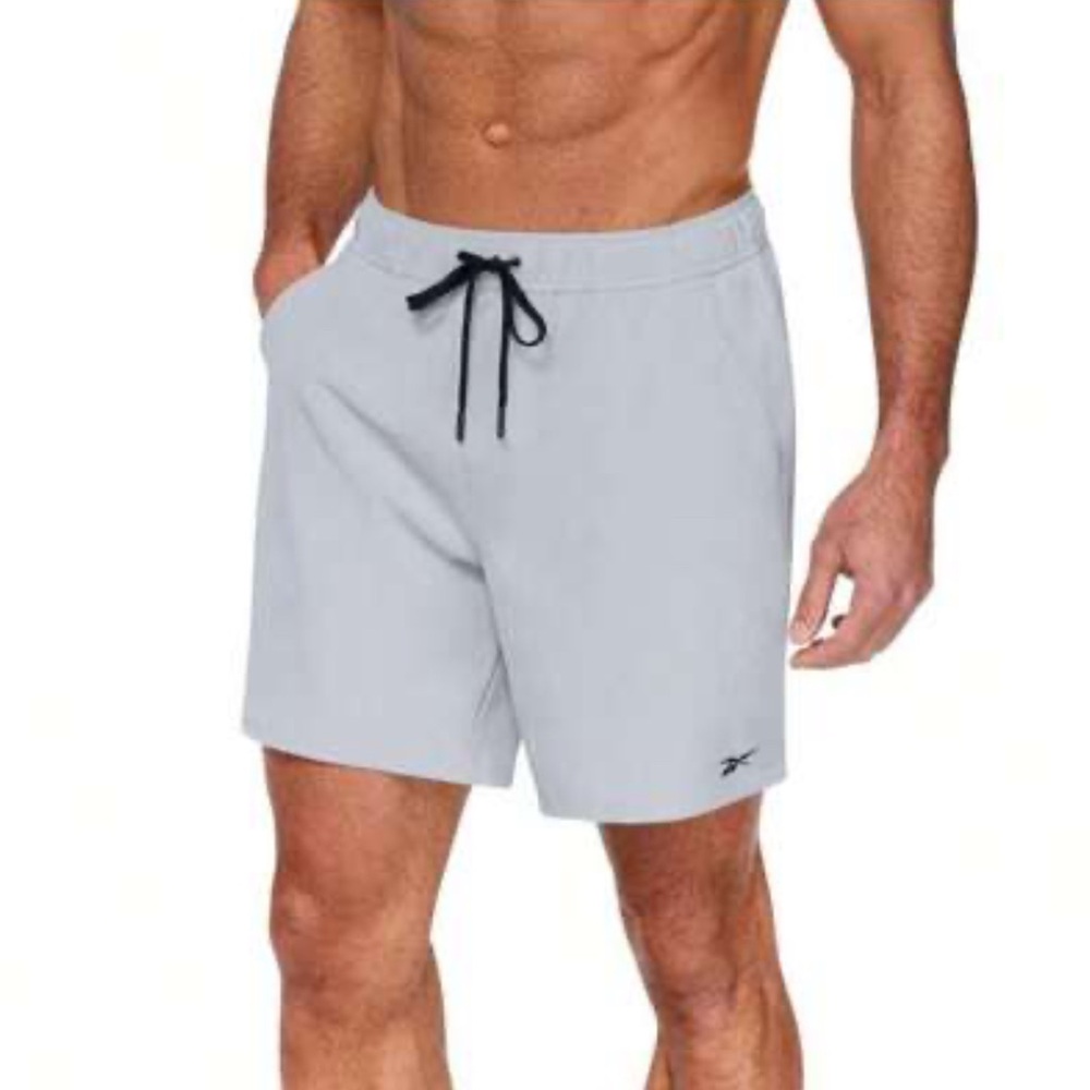 Reebok Men’s 9” Quick Dry Gray Shorts Elastic Waist/Drawstring & Pockets L. NWT